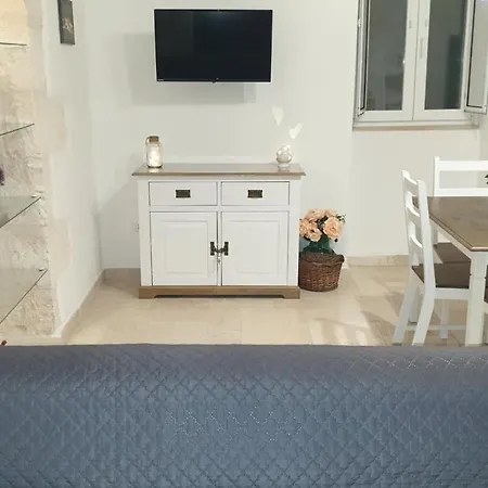 Trudy's אוסטוני